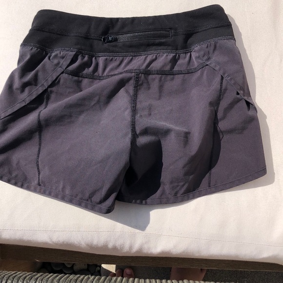 Black ivivva girls athletic shorts. - Picture 2 of 4